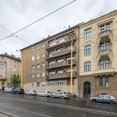 Apartmán Super Large - Super Comfy With Balcony