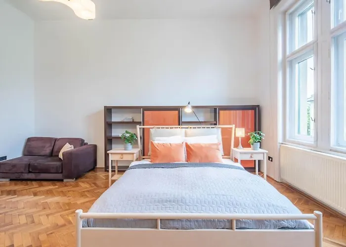 דירה Super Large - Super Comfy With Balcony בודפשט